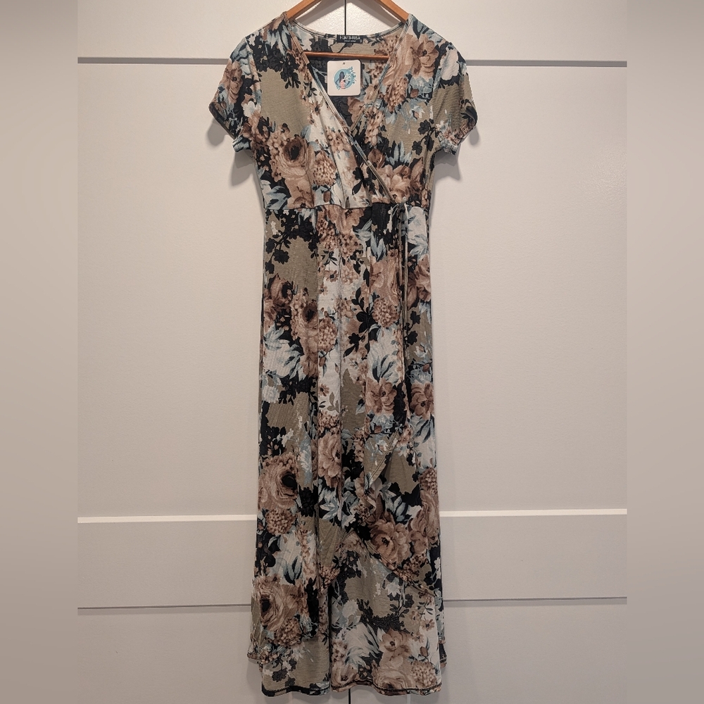 HEIMISH USA Mocha Floral Peint Wrap Maxi Dress Size Small - Picture 7 of 8